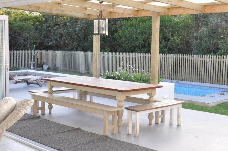 To Let 4 Bedroom Property for Rent in Keurbooms River Western Cape